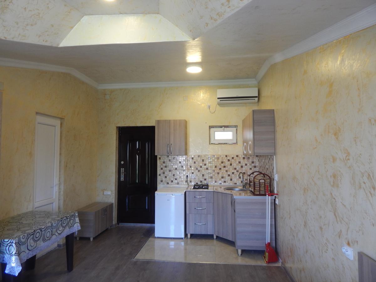 Aparthotel My Home Batumi Bagian luar foto